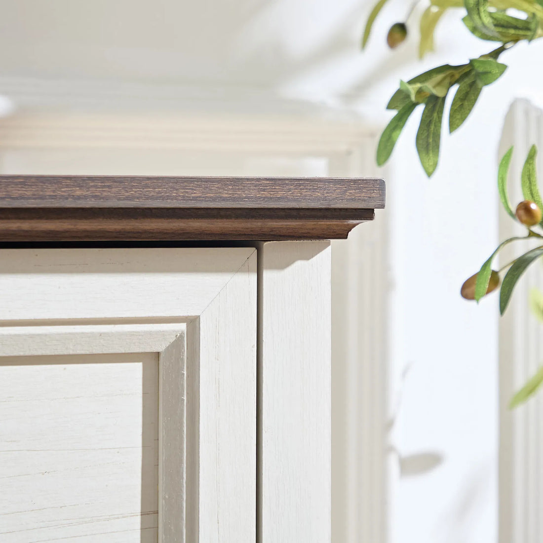 Rustic Farmhouse 7-Drawer Dresser